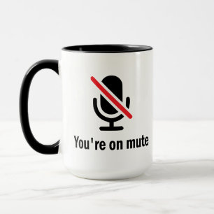 Caneca Você está na lama, você está na lama Engraçad