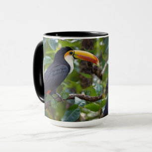 Caneca Você pode sentar-se no topo das árvores,