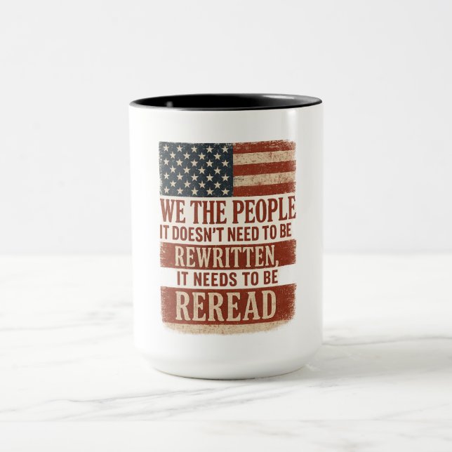 Caneca We the People Reread Flag Quote (Centro)