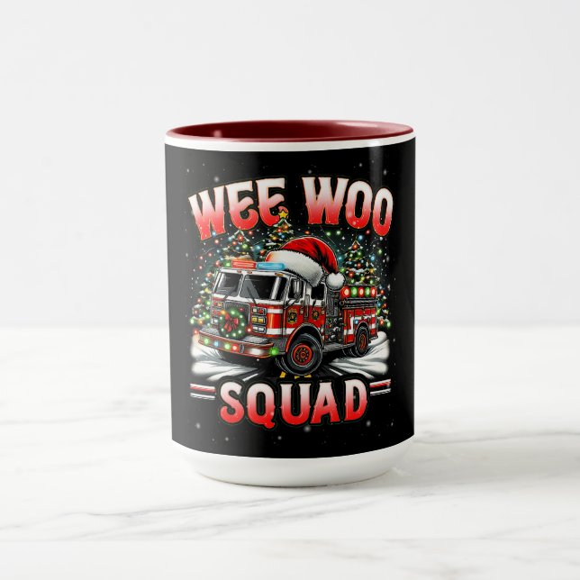 Caneca WEE WOO Squad Christmas Design with Fire Truck  (Centro)