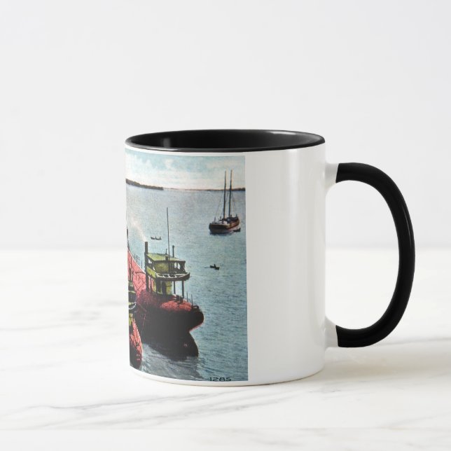 Caneca Whalebacks na ilha do Belle, Michigan (Direita)