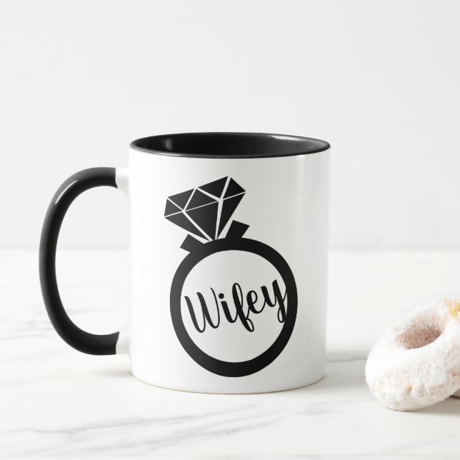Caneca Wifey do Noivado Trendy (Com Donut)