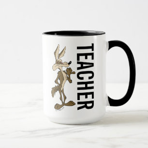 Caneca WILE E. COYOTE™ com aparência orgulhosa