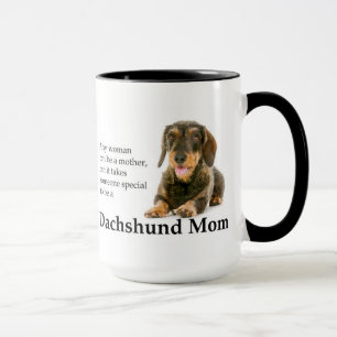 Caneca Wirehaired da mamã do Dachshund