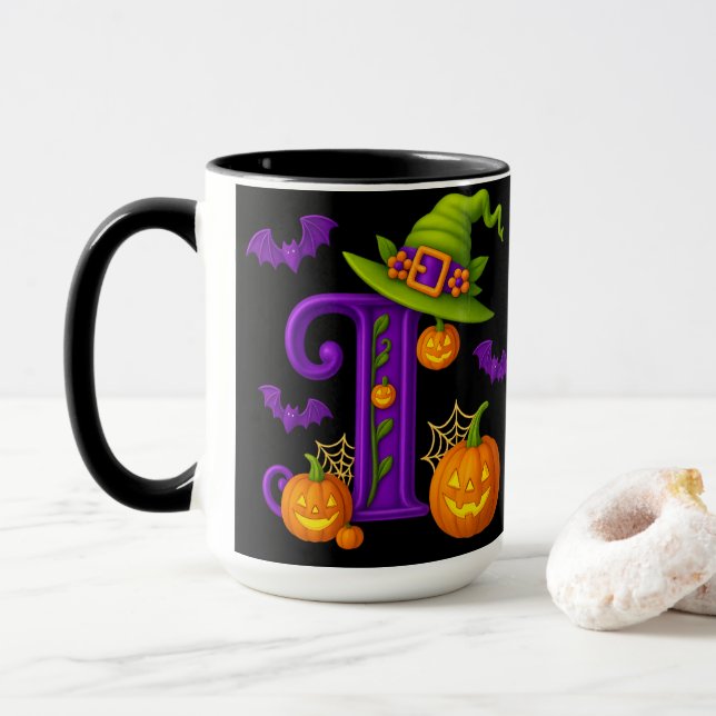 Caneca Witchy Halloween Inicial "I" Mug (Com Donut)