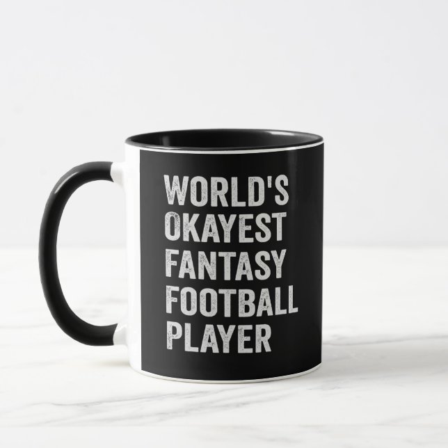 Caneca World's Okayest Fantasy Football Player Funny Gift (Esquerda)