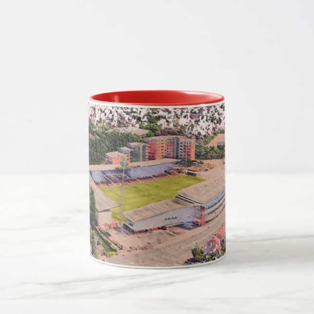 Caneca Wrexham AFC, Racecourse Ground (Centro)