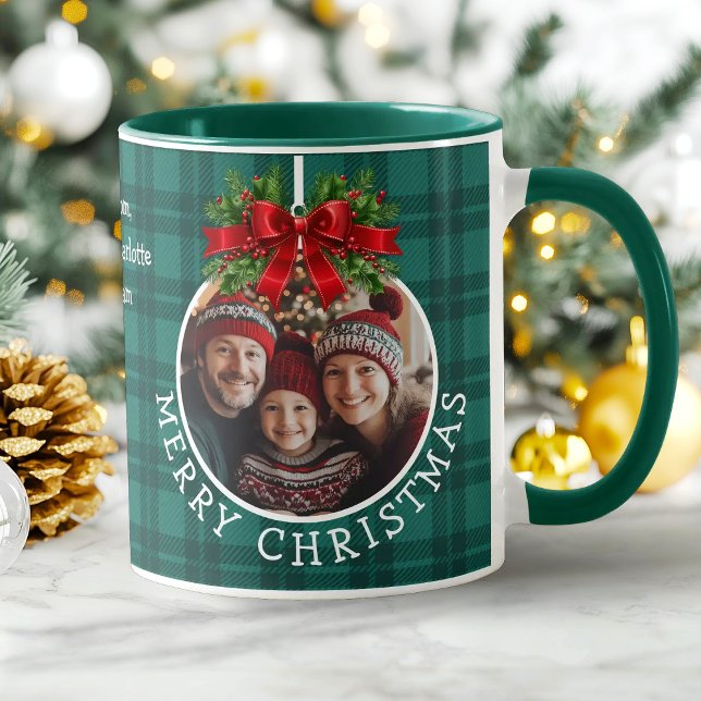 Caneca Xadrez de Bola de Natal Foto de Buffalo Verde (Christmas Ball Ornament Photo Green Buffalo Plaid Mug)