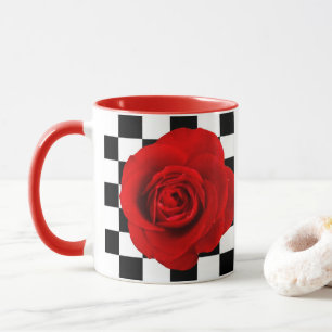 Caneca Xeque-mate Rosa elegante rosa em um checkback