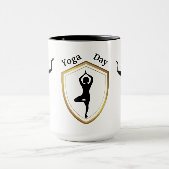 Caneca Yoga Day Black Silhouettes Mug (Centro)