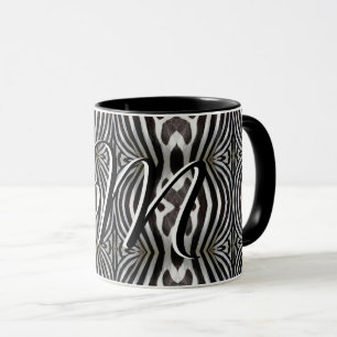 Caneca Zebra Strips Monograma em Preto e Branco