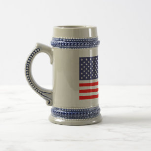 Canecas de cerveja com bandeira americana