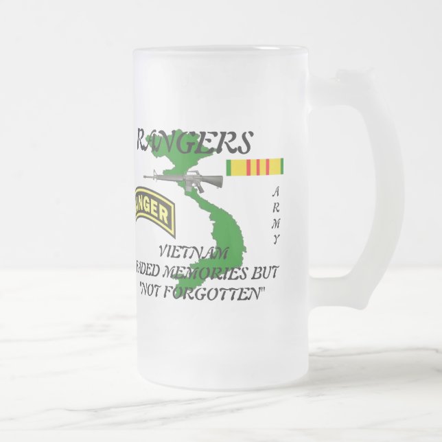 Canecas do fosco de Vietnam da guarda florestal (Direita)