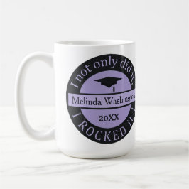 Canecas feitas sob encomenda do nome & do ano da