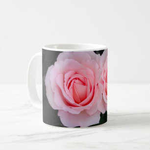 Canecas sonhadoras dos rosas
