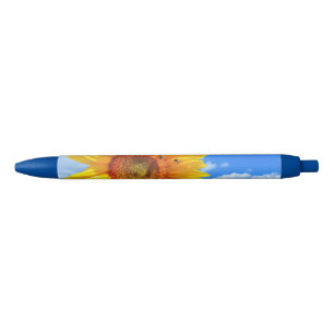 Caneta Azul Girassol Amarelo e Abelhas no Céu Azul - Dia do V