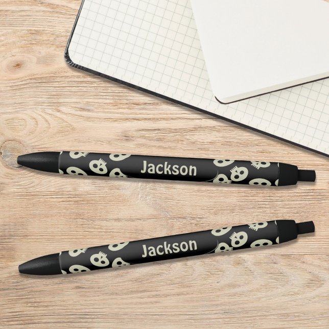 Caneta Personalizada Preta de Padrão do Crânio (Cute skull pens with space for your name. Perfect for back to school! (or back to skull)💀)