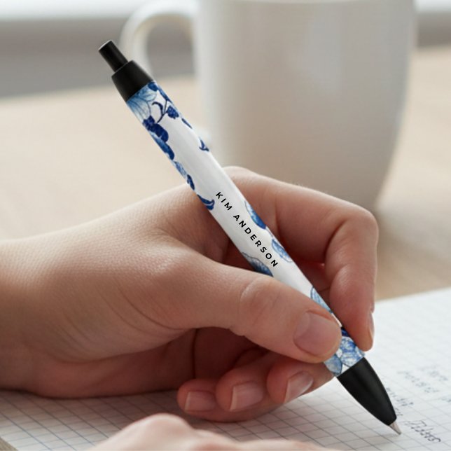 Caneta Preta Blue White Floral Pen with Customizable Name (Criador carregado)