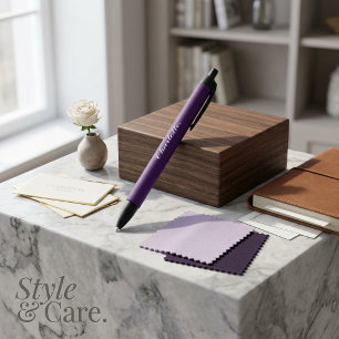 Caneta Preta Desenhe Seu Próprio Nome Neste Roxo Escuro