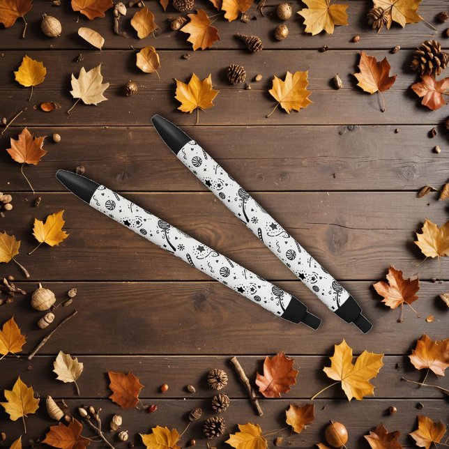 Caneta Preta Desenho Da Linha Do Halloween Preto E Branco (Criador carregado)