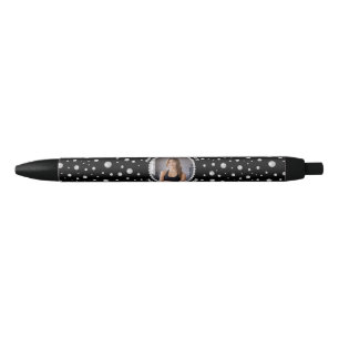 Caneta Preta Foto Personalizada com Círculo de Pérolas em Preto