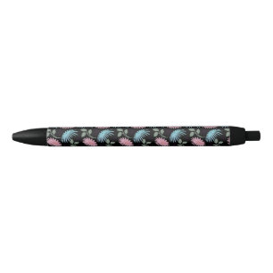 Caneta Preta Padrão Floral Pastel em Fundo Preto Fofo D