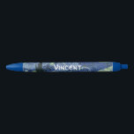 Caneta Preta Starry Night Vincent van Gogh Fine Art Painting<br><div class="desc">Vincent van Gogh (holandês, 1853 - 1890) Starry Night, 1889, Oil on canvas Unframed: 73 × 92 cm (28, 7 × 36, 2 pol) Esta pintura mostra a vista da janela virada para leste da sala de asilo de Van Gogh na Santo-Rémy-de-Provence Ele acrescentou uma vila idealizada. Está na coleção...</div>