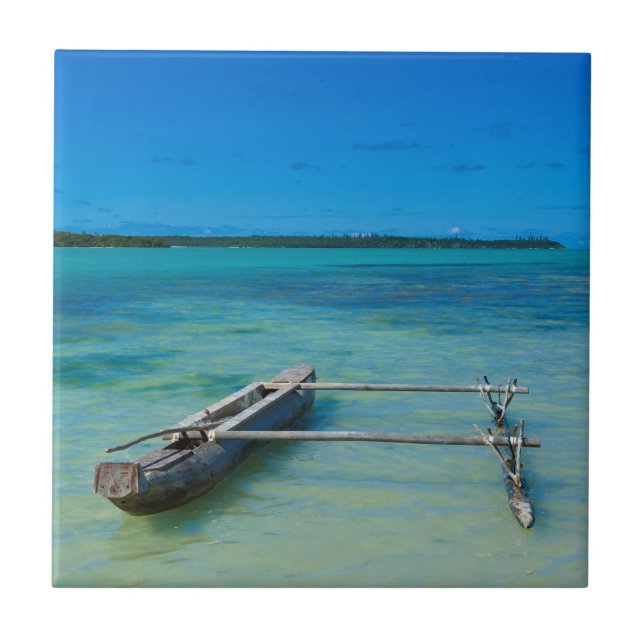 Canoa de Balancim no Oceano Raso (Frente)