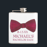 Cantil Bowtie Bachelor Party - O melhor homem para o casa<br><div class="desc">Apresenta uma ilustração original de uma gravata pesada de arco. Perfeito para casamentos, noivados, despedida de solteiro, aniversários e outras celebrações. Simplesmente personalize com suas informações de evento. O Designer está disponível para criar e carregar designs personalizados para corresponder às cores e temas do seu casamento ou evento — clique...</div>