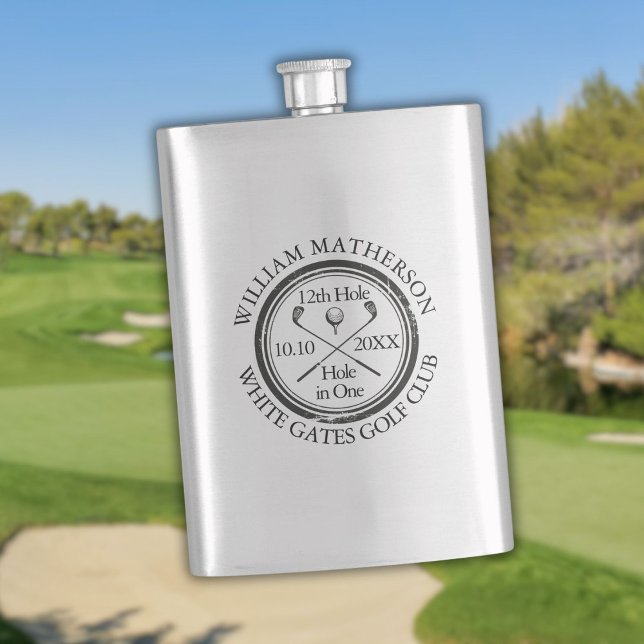 Cantil Buraco de Golfe em Um Clássico Personalizado (Golf Hole in One Classic Personalized Flask)