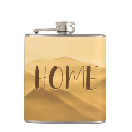 Cantil Camadas de ouro do nevoeiro da manhã asas do sol a