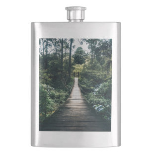 Cantil Caminhada Pela Floresta