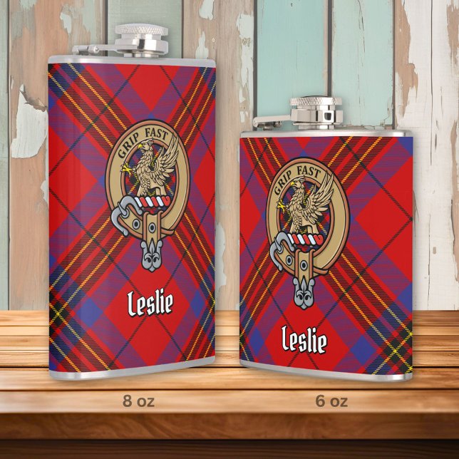 Cantil Clan Leslie Crest sobre o Red Tartan (Criador carregado)