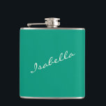 Cantil Elegante Nome em Verde Esmeralda para Casamento Fe<br><div class="desc">Celebre com estilo este frasco verde esmeralda com uma fonte elegante em escrita. Perfeito para despedidas de solteira, chás de noiva e presentes para damas de honra, este design sofisticado torna um souvenir memorável. Uma ótima escolha para brindes de casamento, viagens de garotas ou uma noite divertida. Este frasco moderno...</div>