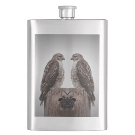 Cantil Falcões em um cargo