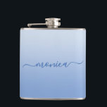 Cantil Gradiente Azul de Centáurea Claro Elegante Assinat<br><div class="desc">Um gradiente ombre de azul centáurea de claro a escuro com um nome de assinatura moderno e elegante. Você pode desagrupar as camadas de texto para personalizar o tamanho da fonte, cor, bem como as configurações de estilo de sombra. O gráfico digital de gradiente de azulejo contínuo pode ser adaptado...</div>