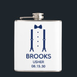 Cantil Gravador de Arco Azul Usher<br><div class="desc">Este frasco é excelente para os contínuos. Se toda a sua festa de casamento vestir trajes a este design com suspensórios e uma gravata arco a azul seria perfeita. Casual, porém formal. Seria excelente para um fim de semana solteiro ou despedida de solteiro. Um presente divertido para um excelente. Pegue...</div>