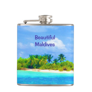 Cantil Linda ilha tropical nas Maldivas