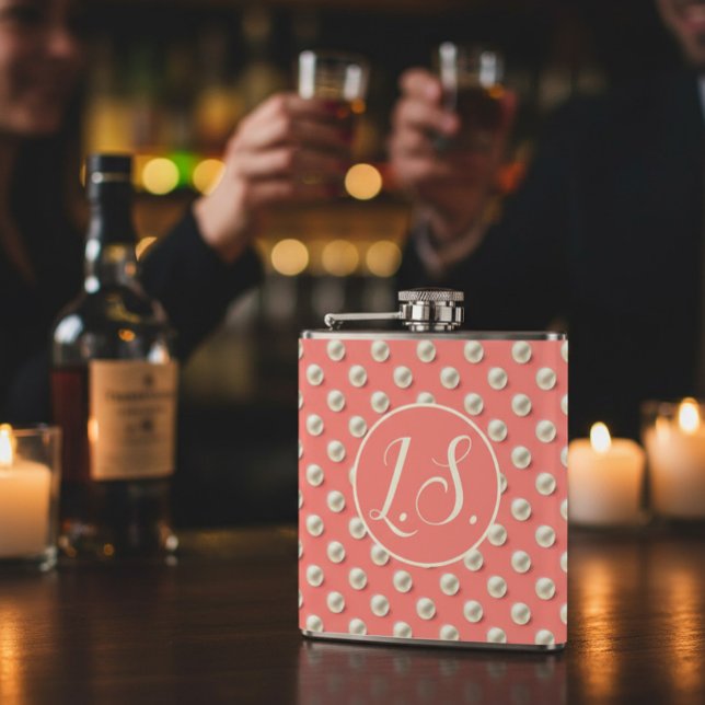 Cantil Monogram Pearl Accent Coral  (Criador carregado)