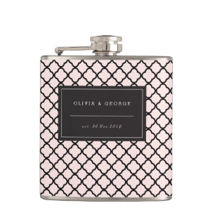 Cantil Na moda Modern Black Quatrefoil Name