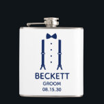 Cantil Noivo Gravata Borboleta Azul<br><div class="desc">Esta garrafa é ótima para o noivo. Se toda a sua comitiva de casamento estiver usando ternos, este design com suspensórios e gravata borboleta azul seria perfeito. Casual, mas formal. Seria ótimo para um fim de semana de despedida de solteiro ou festa de despedida de solteiro. Um presente divertido para...</div>