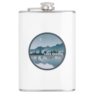 Cantil Reflexão sobre o Lago George New York