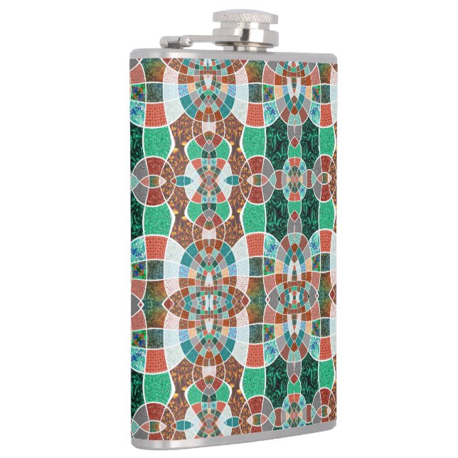 Cantil Repetition of images with slight fractal effect (Direita)