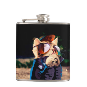 Cantil Rocker de gato vestido de jaqueta de couro