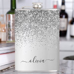 Cantil Script Girly Sparkle Glitter Monograma de Silver<br><div class="desc">Folha de Prata Folha Metálica Espessante Glitter Brutado Monograma Metálico Nome e Frasco de Partido Inicial. Isto faz o doce e perfeito aniversário de 16 anos,  casamento,  chá de panela,  aniversário,  chá de fraldas ou festa de solteira presente para alguém que ama luxo de luxo e estilos quíticos.</div>