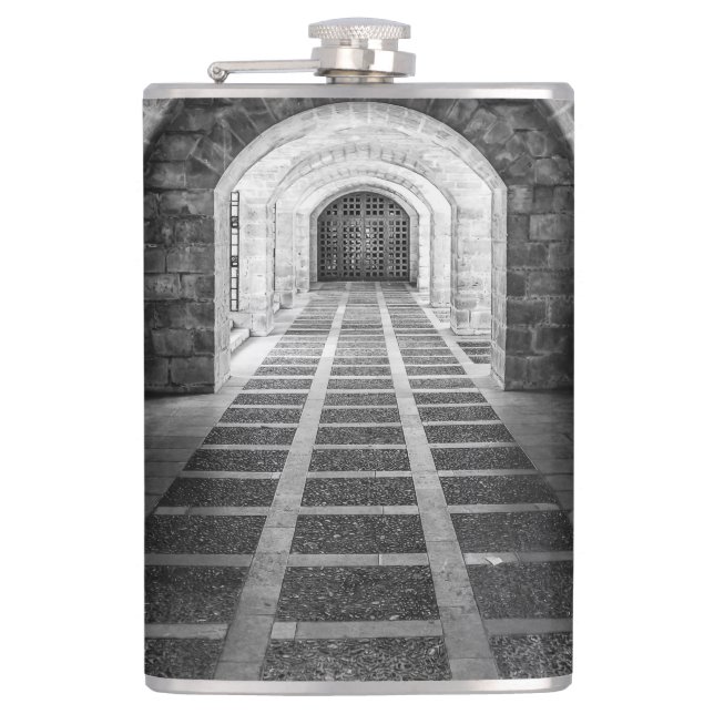 Cantil Simetria em preto e branco (Frente)