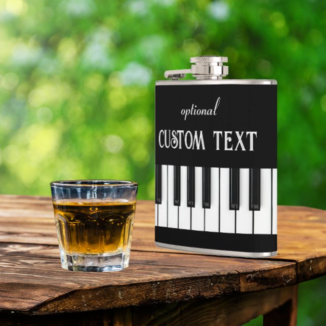 Cantil Teclado Piano e texto personalizável preto e branc (Piano keyboard hip flask with optional text)