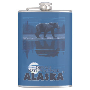 Cantil Urso no luar - parque nacional de Denali, Alaska