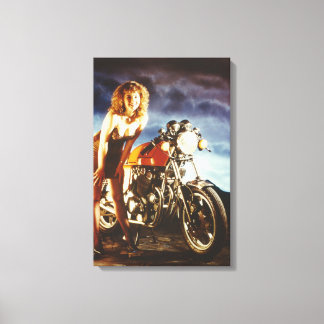 Canvas Pinup Girl