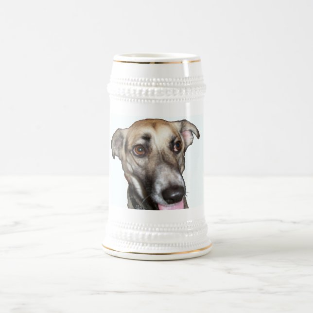 Cão 2, Caneca de cerveja (Centro)